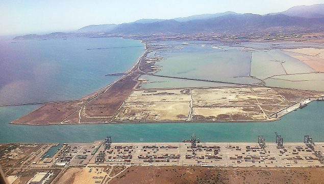 02-Cagliari-Harbours